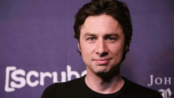 扎克·布拉夫（Zach Braff）在磨砂膏中再次回來。邁克爾·特蘭（Michael Tran/Filmmagic）攝影。
